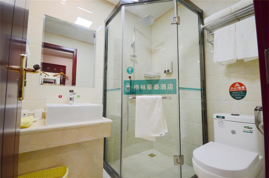 Greentree Inn Shandong Weihai Rushan Century Avenue Express Hotel Esterno foto
